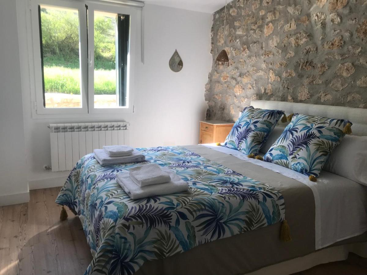 El Pecu Casa Rural Starfamiliar Bustillo Del Paramo Bagian luar foto