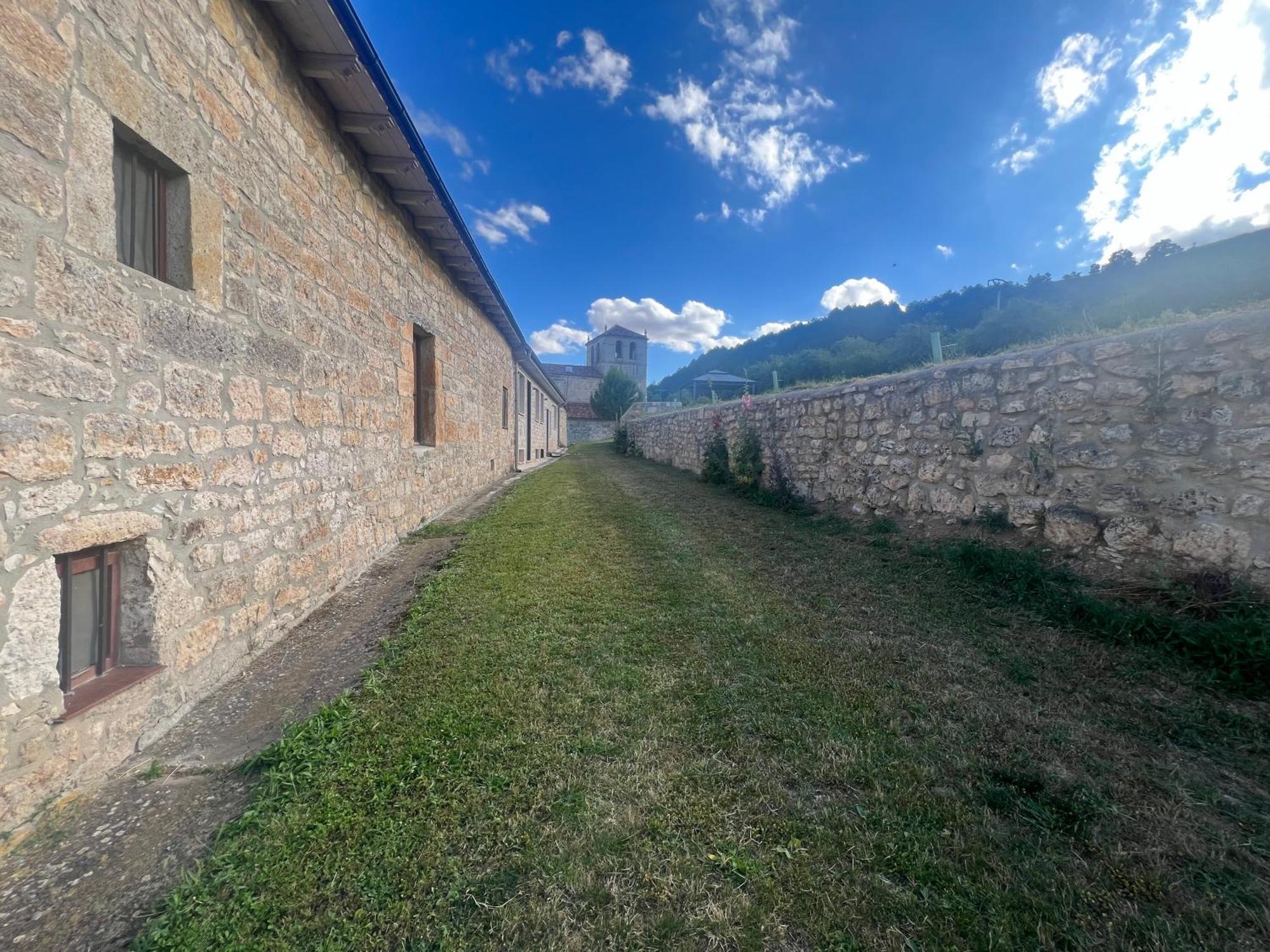 El Pecu Casa Rural Starfamiliar Bustillo Del Paramo Bagian luar foto