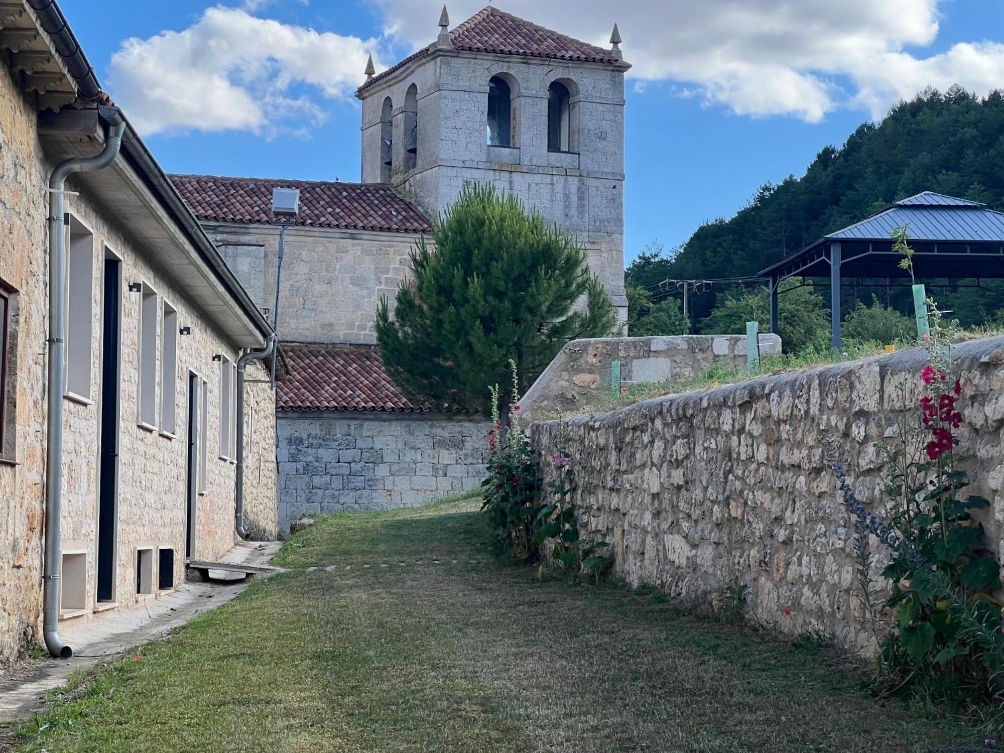 El Pecu Casa Rural Starfamiliar Bustillo Del Paramo Bagian luar foto